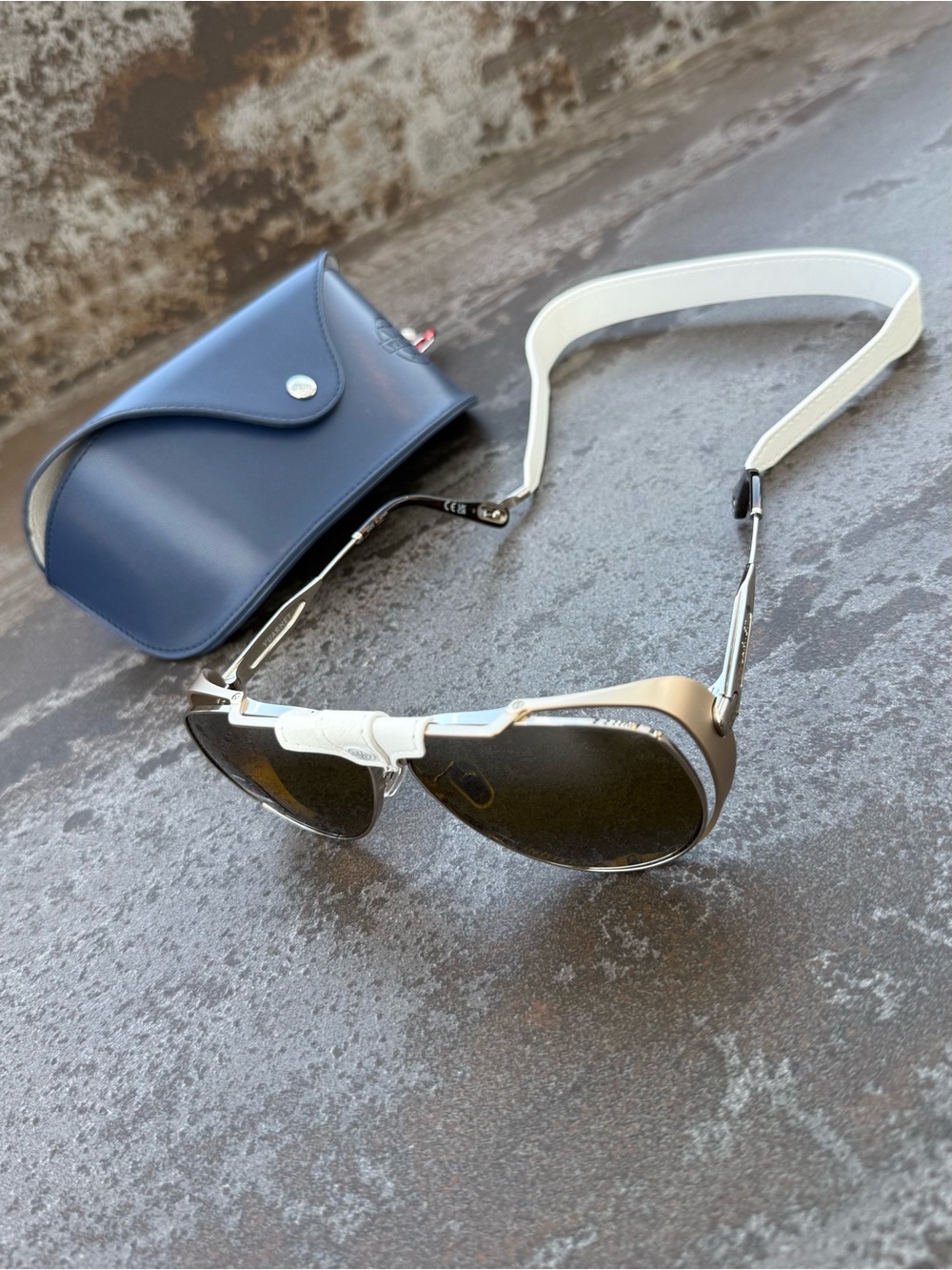 New Vuarnet Arctic 01 Titanium Aviator Sunglasses Men’s - Picture 10 of 16